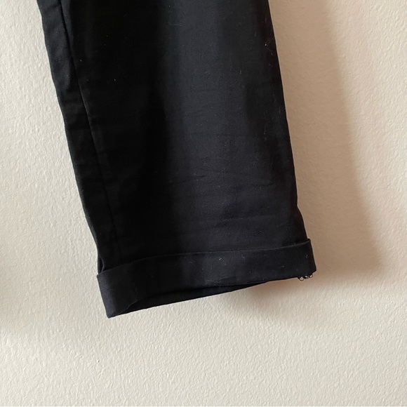 Vittoria Moda Black Capri Pants - Picture 6 of 10